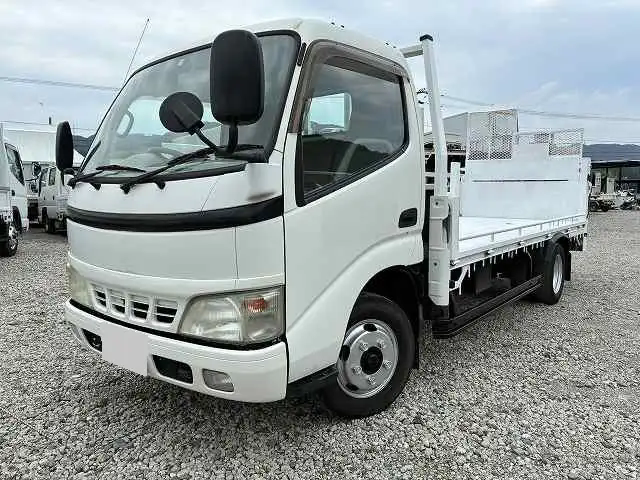 HINO DUTRO.webp